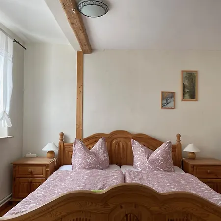 公寓 Ratstrasse Im Kyffhaeuser - Krumm & Schief